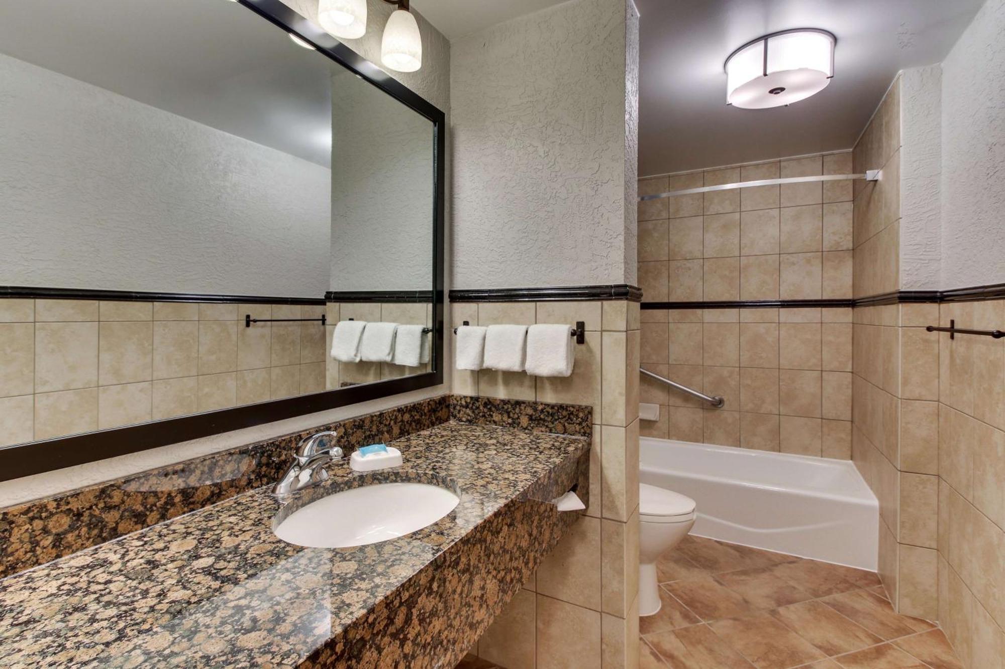 Drury Inn & Suites Phoenix Happy Valley Екстер'єр фото