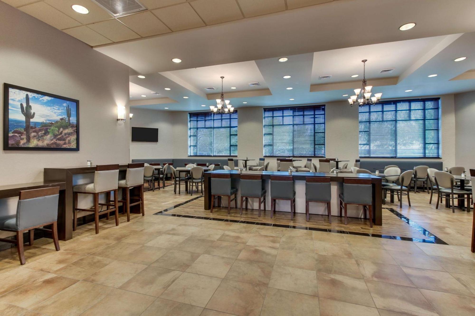 Drury Inn & Suites Phoenix Happy Valley Екстер'єр фото